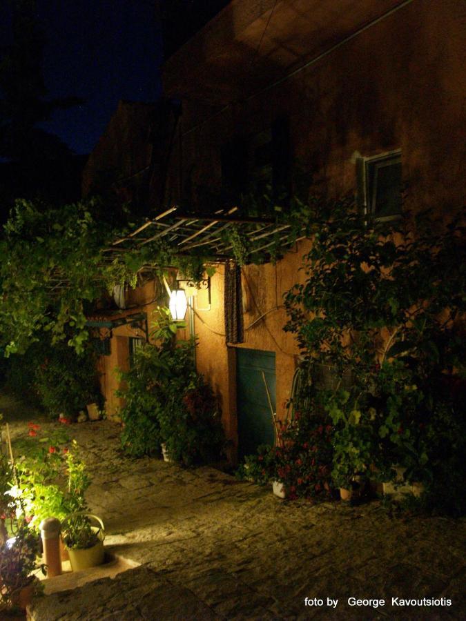 Troullos Traditional Homes Αρχάνες Εξωτερικό φωτογραφία