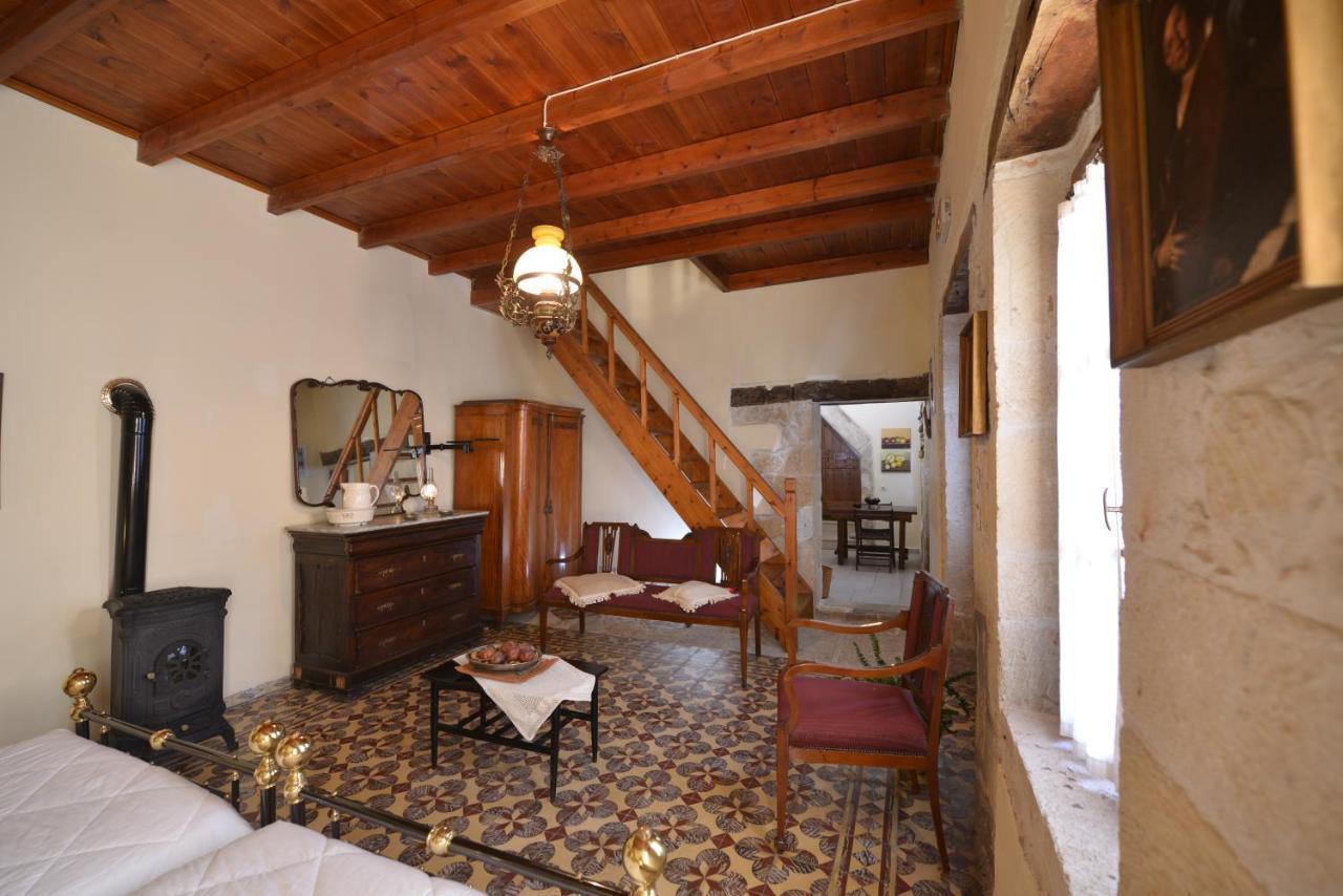 Troullos Traditional Homes Αρχάνες Εξωτερικό φωτογραφία